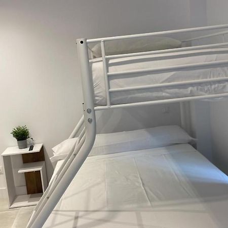C7 Exclusiva Zona Madrid Appartement Buitenkant foto