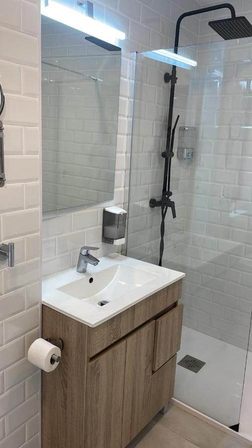 C7 Exclusiva Zona Madrid Appartement Buitenkant foto