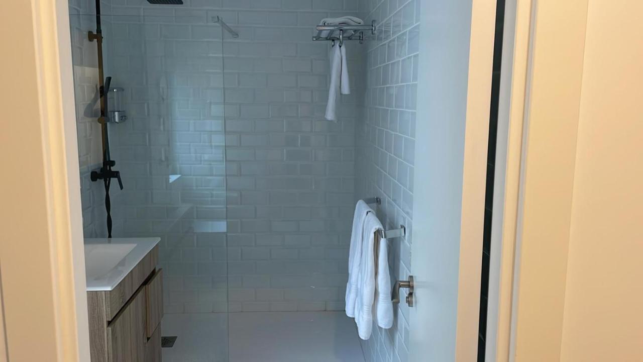 C7 Exclusiva Zona Madrid Appartement Buitenkant foto