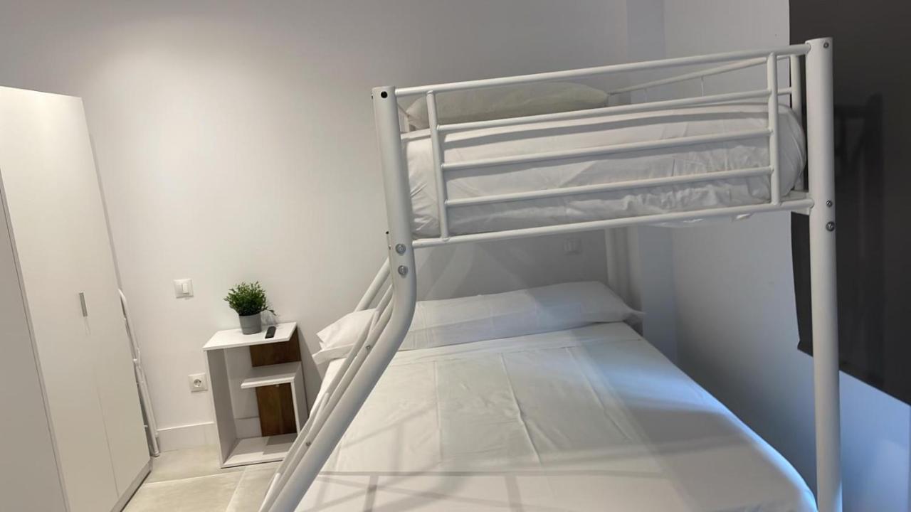 C7 Exclusiva Zona Madrid Appartement Buitenkant foto