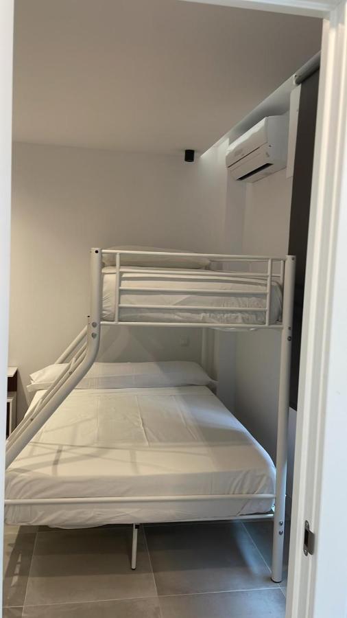 C7 Exclusiva Zona Madrid Appartement Buitenkant foto