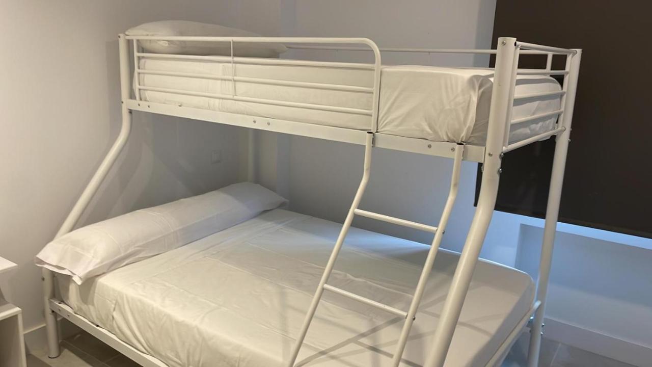C7 Exclusiva Zona Madrid Appartement Buitenkant foto